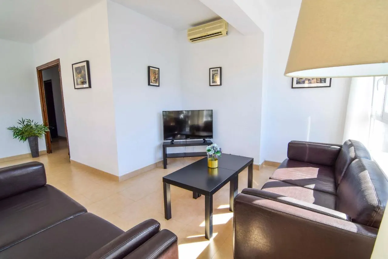 Letmalaga Economy Compas Apartment 0*, Malaga